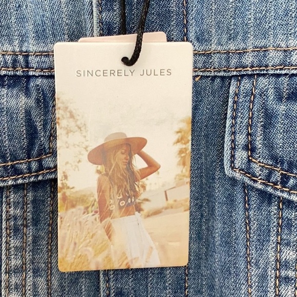 Sincerely Jules NWT WOMENS Washed  Blue Denim Jacket Medium - Picture 4 of 8